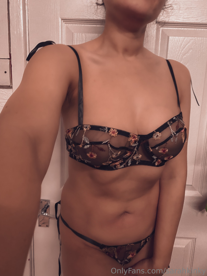 sarahkinky Onlyfans leaked photo 18348505 on Hotleaks.tv