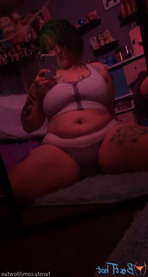 illow_fae [ illow-fae ] Onlyfans leaked photo 18411829 on Hotleaks.tv