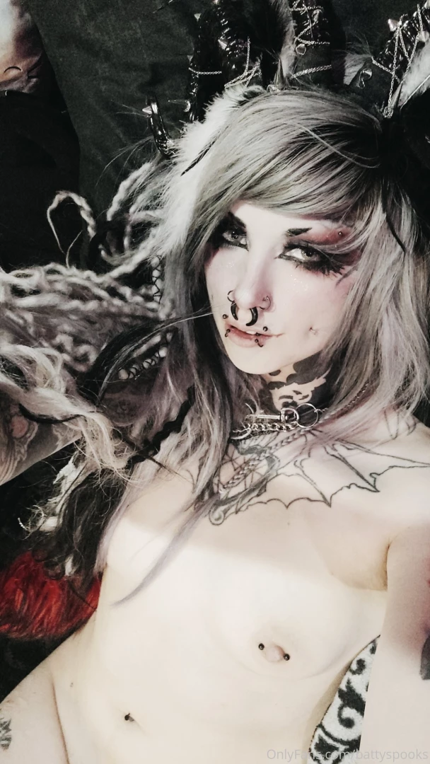 battyspooks Onlyfans leaked photo 18390566 on Hotleaks.tv