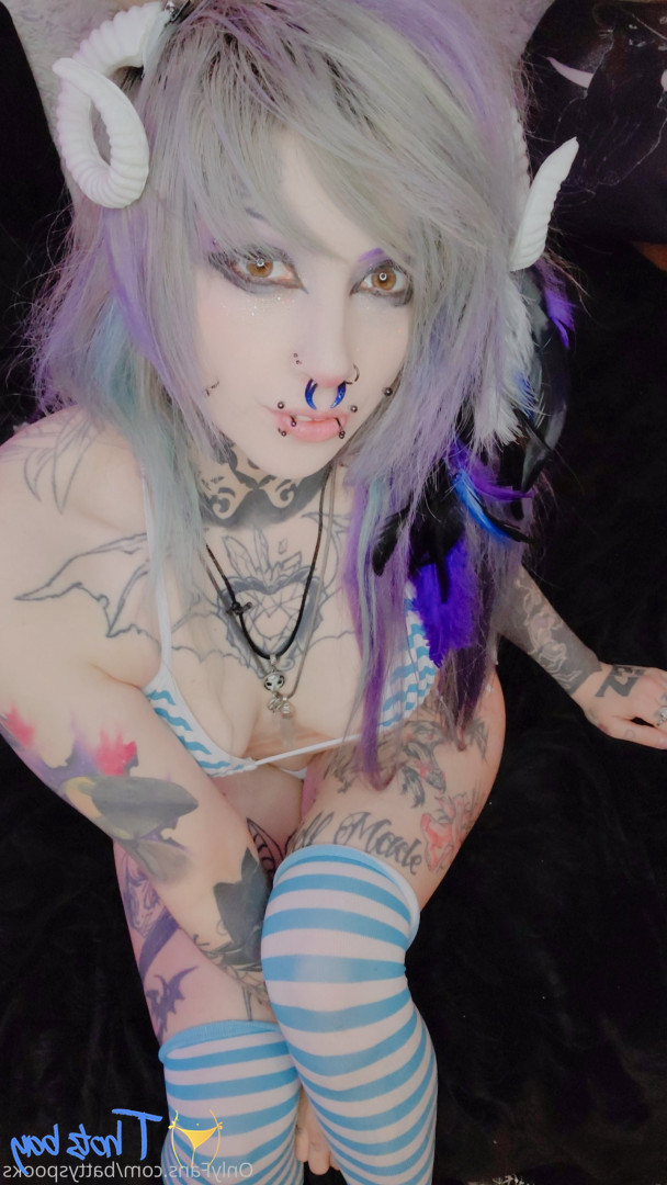 battyspooks Onlyfans leaked photo 18391013 on Hotleaks.tv
