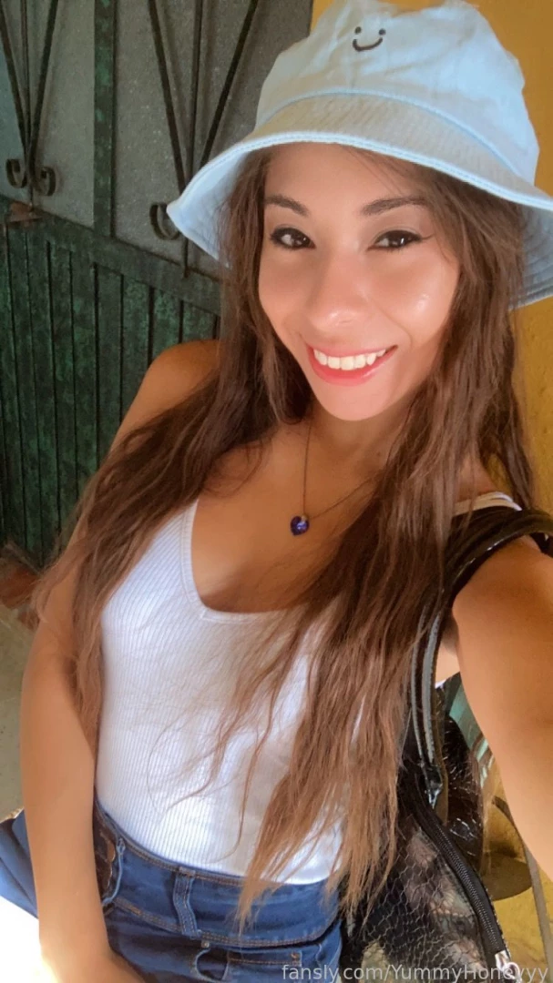 yummyhoneyyy Onlyfans leaked photo 18396825 on Hotleaks.tv