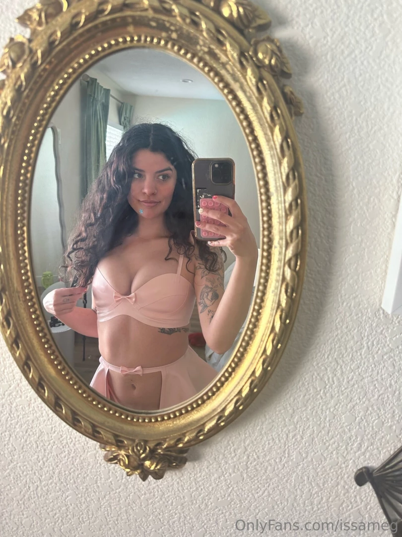 issameg Onlyfans leaked photo 18392286 on Hotleaks.tv