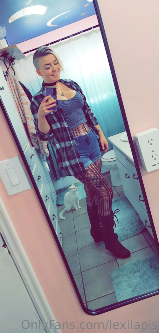 lexilapis Onlyfans leaked photo 18395945 on Hotleaks.tv