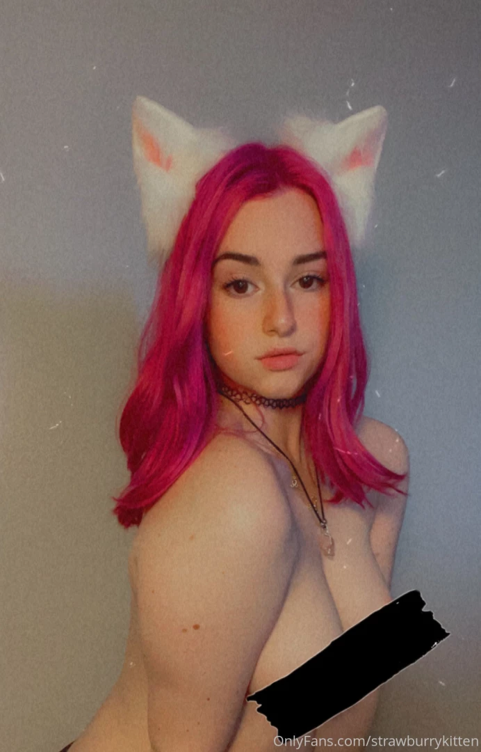 strawburrykitten Onlyfans leaked photo 18398807 on Hotleaks.tv