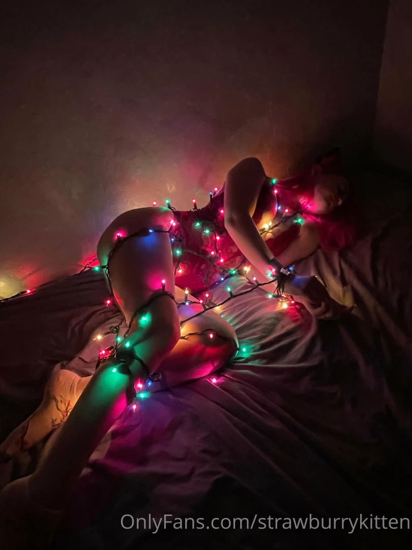 strawburrykitten Onlyfans leaked photo 18411306 on Hotleaks.tv