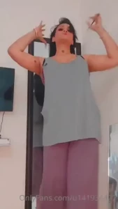 18412318