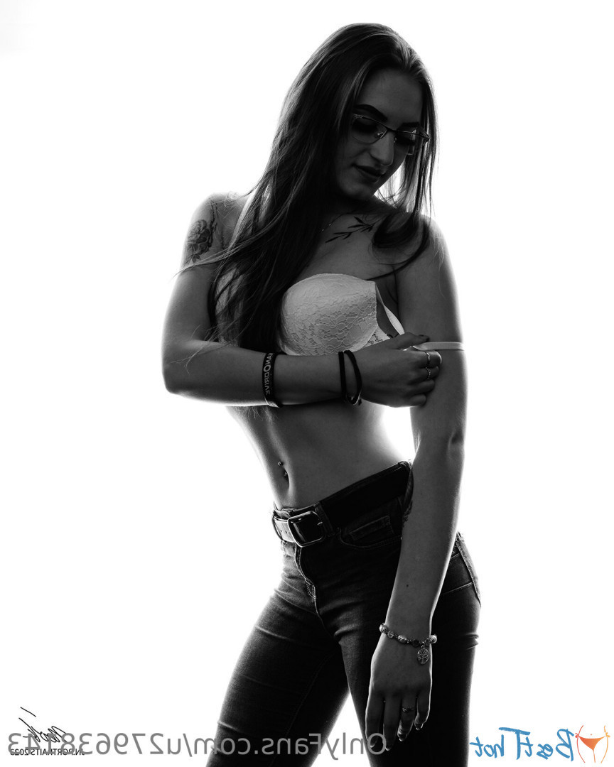 u279638143 Onlyfans leaked photo 18417104 on Hotleaks.tv