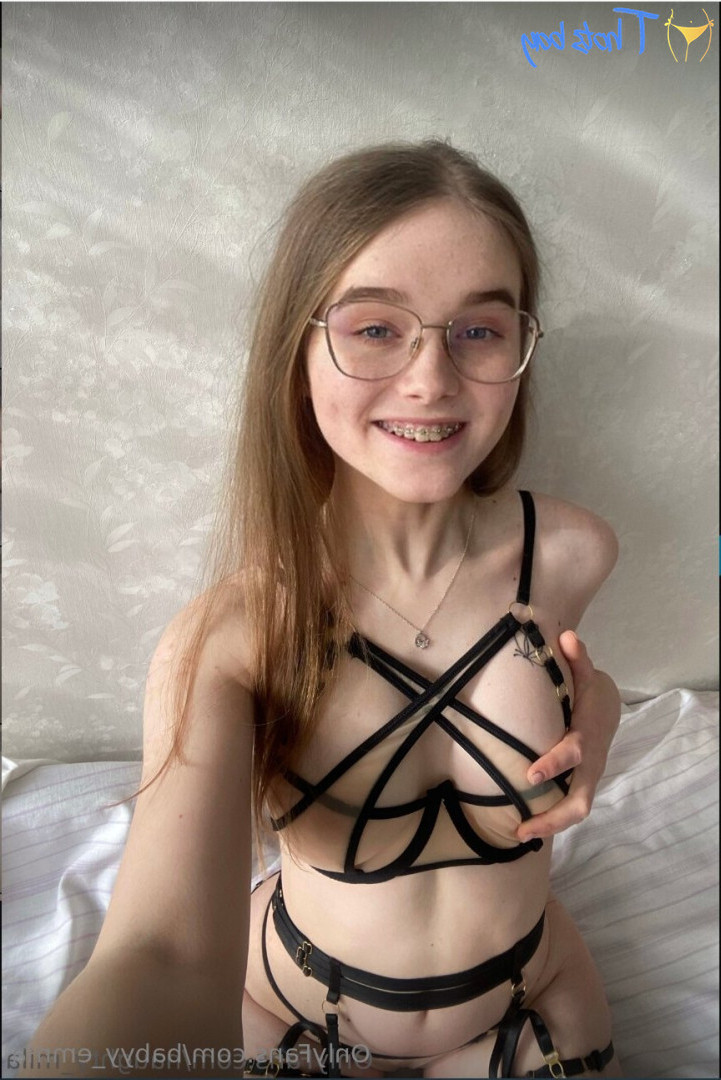 babyy_emma [ babyy-emma ] Onlyfans leaked photo 18417328 on Hotleaks.tv