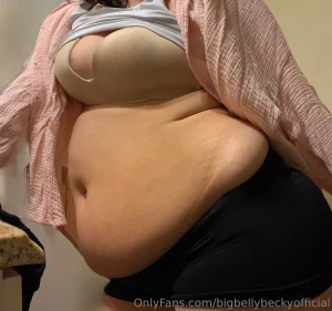 bigbellybeckyofficial