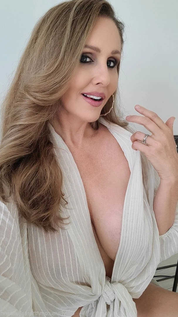 JuliaAnn™ [ therealjuliaann ] Onlyfans leaked photo 1185759 on Hotleaks.tv
