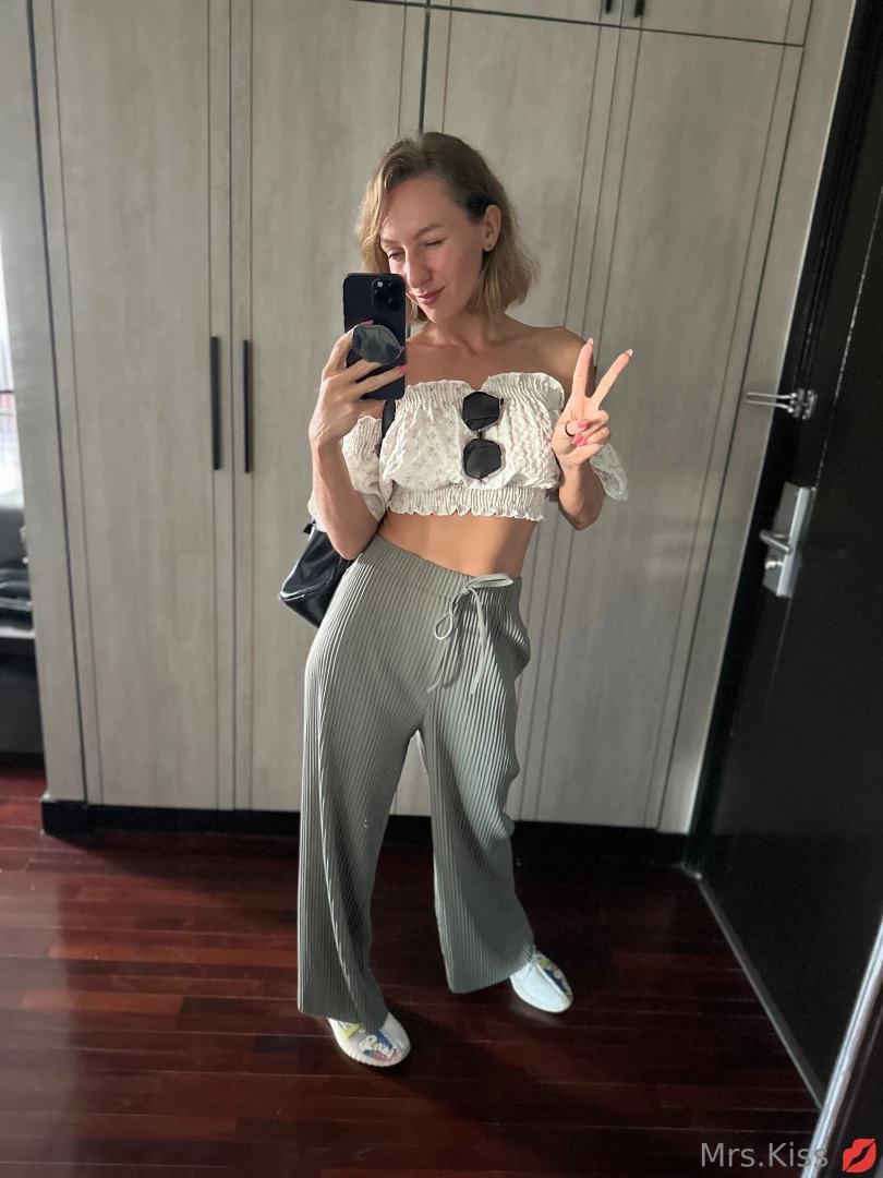 kriss_kissss [ kriss-kissss ] Onlyfans leaked photo 18423286 on Hotleaks.tv