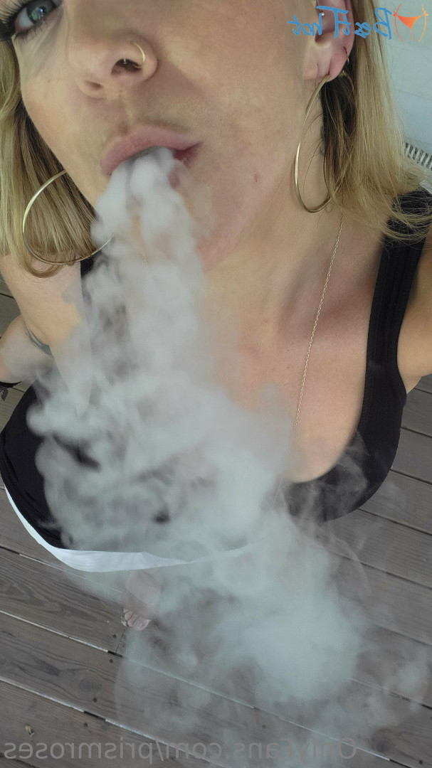 prismroses Onlyfans leaked photo 18432754 on Hotleaks.tv