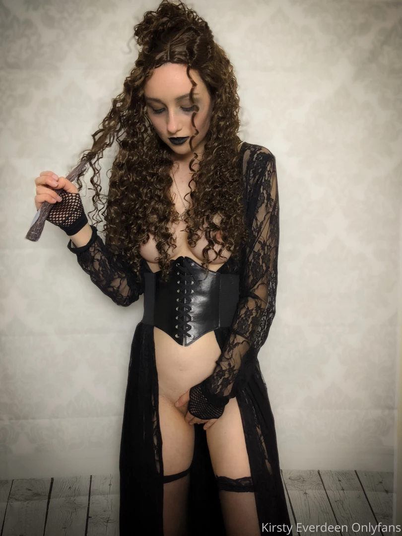 kirstyeverdeen Onlyfans leaked photo 18436227 on Hotleaks.tv