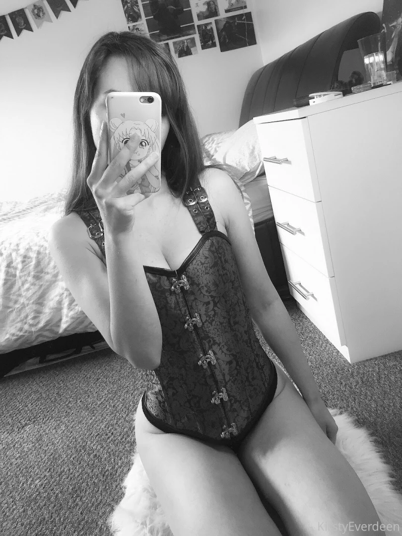 kirstyeverdeen Onlyfans leaked photo 18443656 on Hotleaks.tv