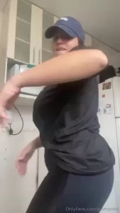 18576617