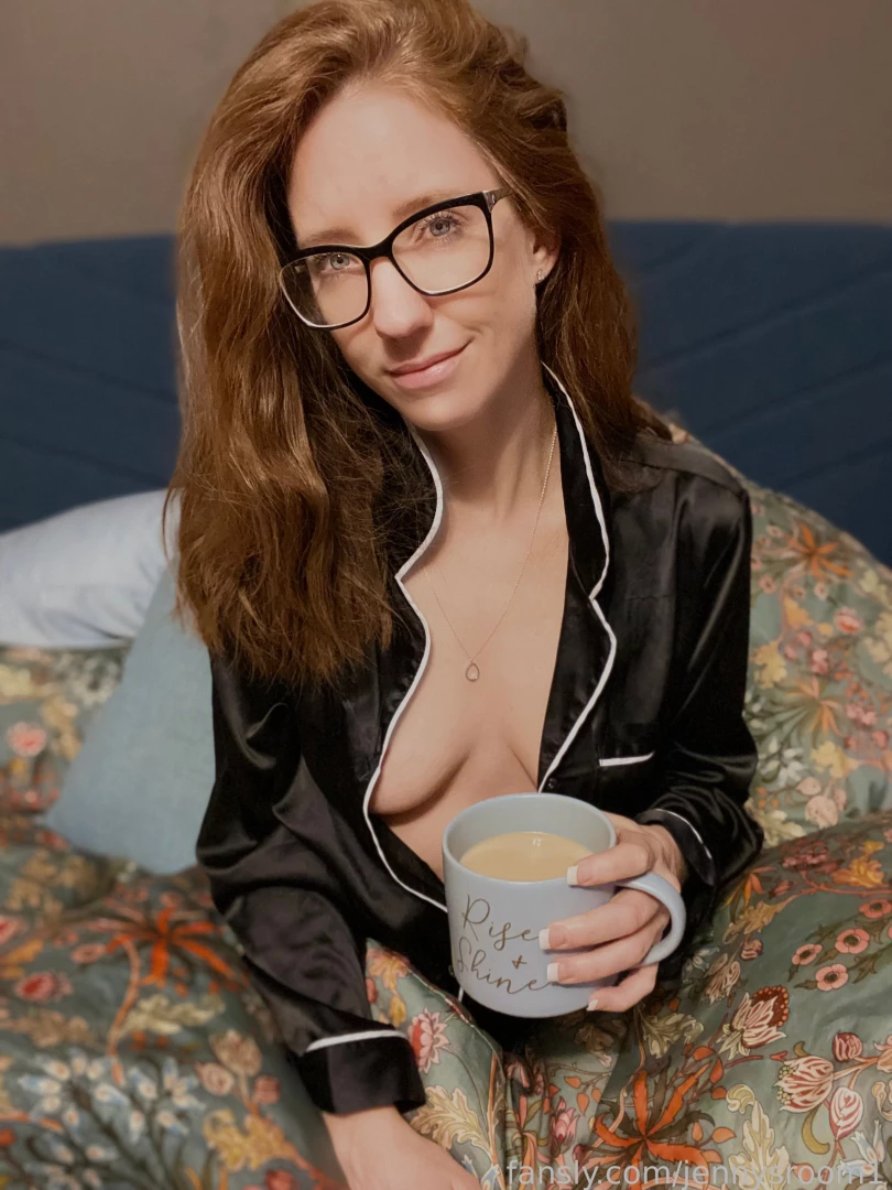 jennysroom1 Onlyfans leaked photo 18425396 on Hotleaks.tv