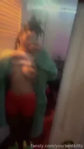 18422189