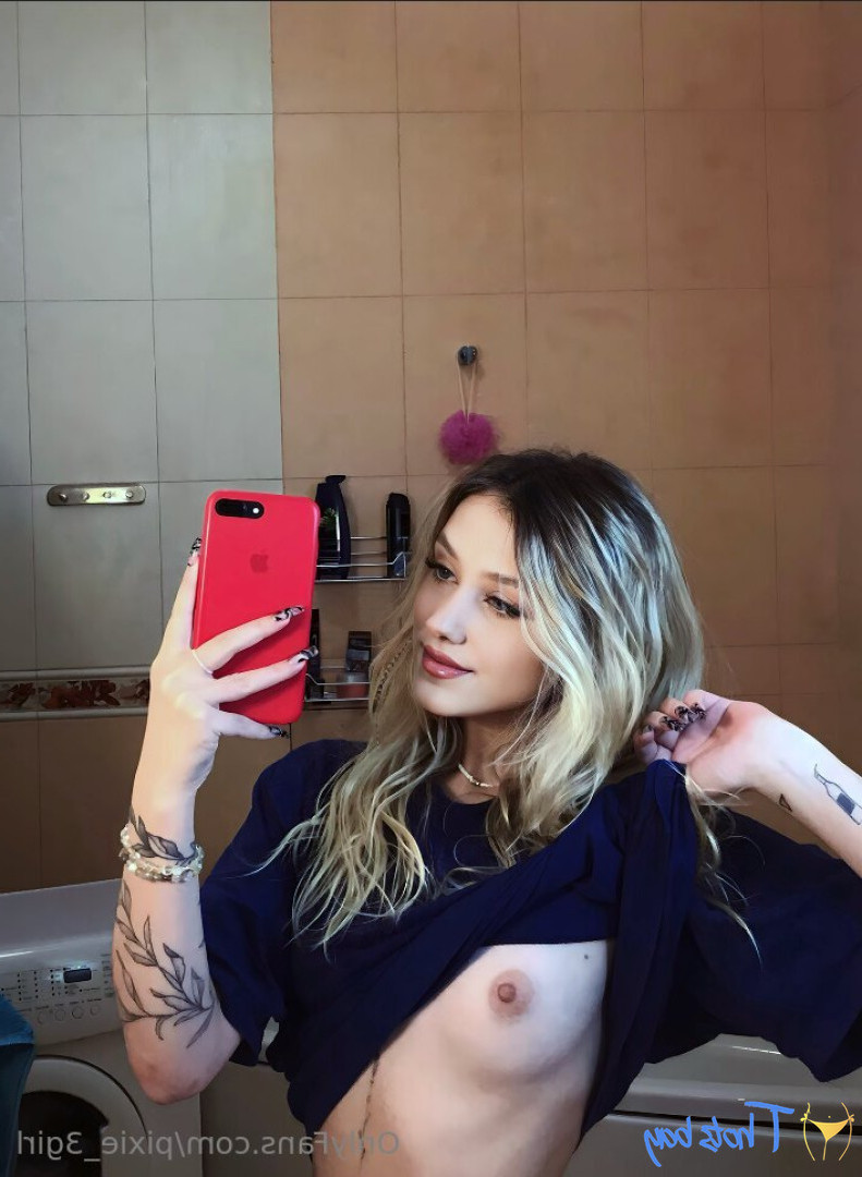pixie_3girl [ pixie-3girl ] Onlyfans leaked photo 18450708 on Hotleaks.tv