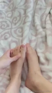 18426108