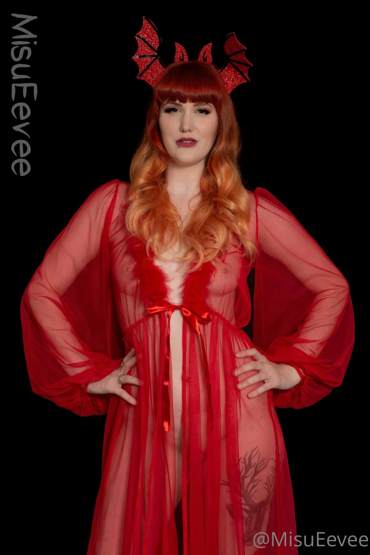 misueevee Onlyfans leaked photo 18439486 on Hotleaks.tv