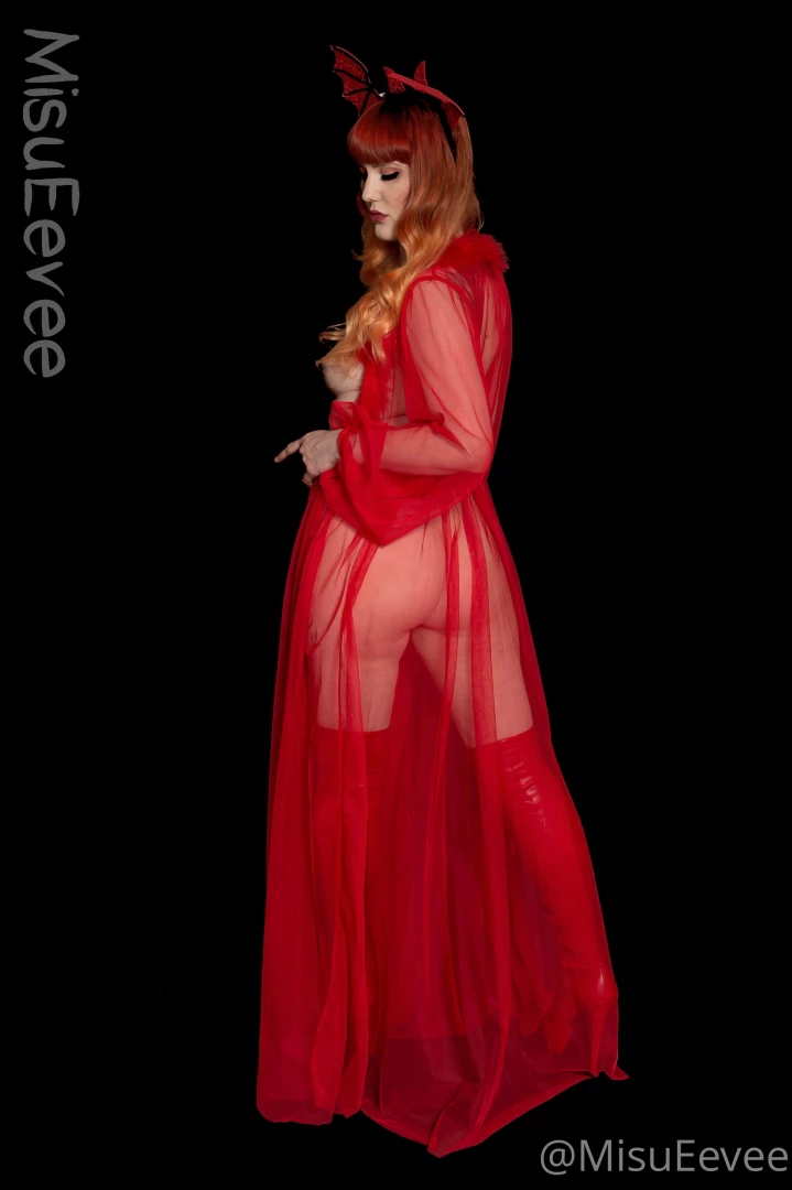 misueevee Onlyfans leaked photo 18439951 on Hotleaks.tv