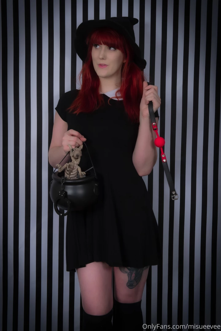 misueevee Onlyfans leaked photo 18475435 on Hotleaks.tv
