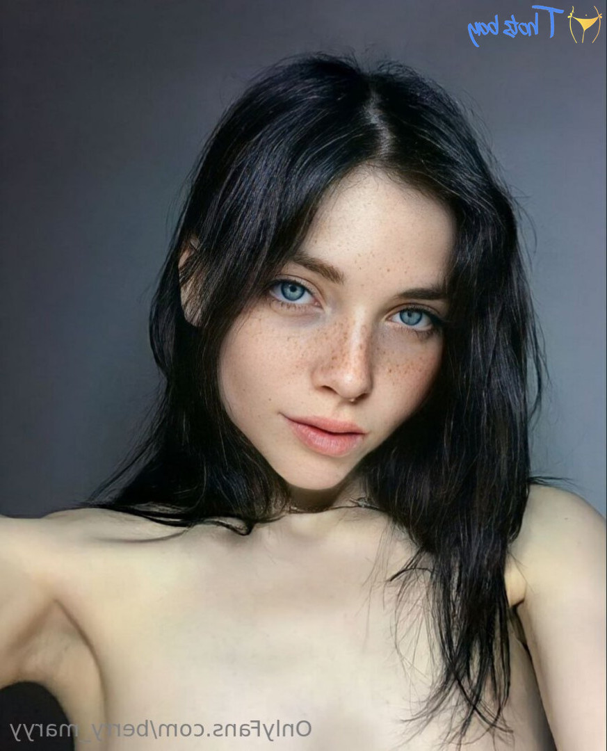 berry_maryy [ berry-maryy ] Onlyfans leaked photo 18428333 on Hotleaks.tv