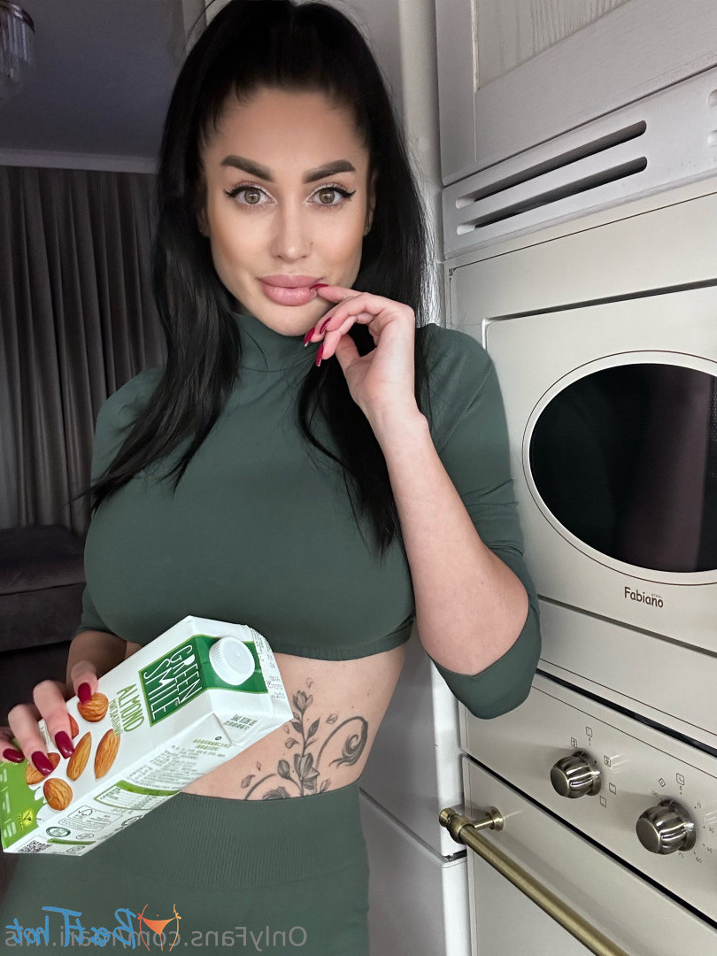 mari.mis [ mari-mis ] Onlyfans leaked photo 18434719 on Hotleaks.tv