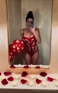 18435278