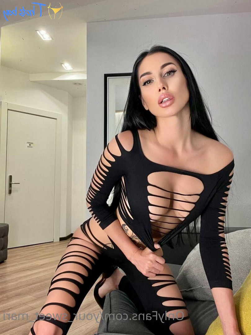 mari.mis [ mari-mis ] Onlyfans leaked photo 18437778 on Hotleaks.tv