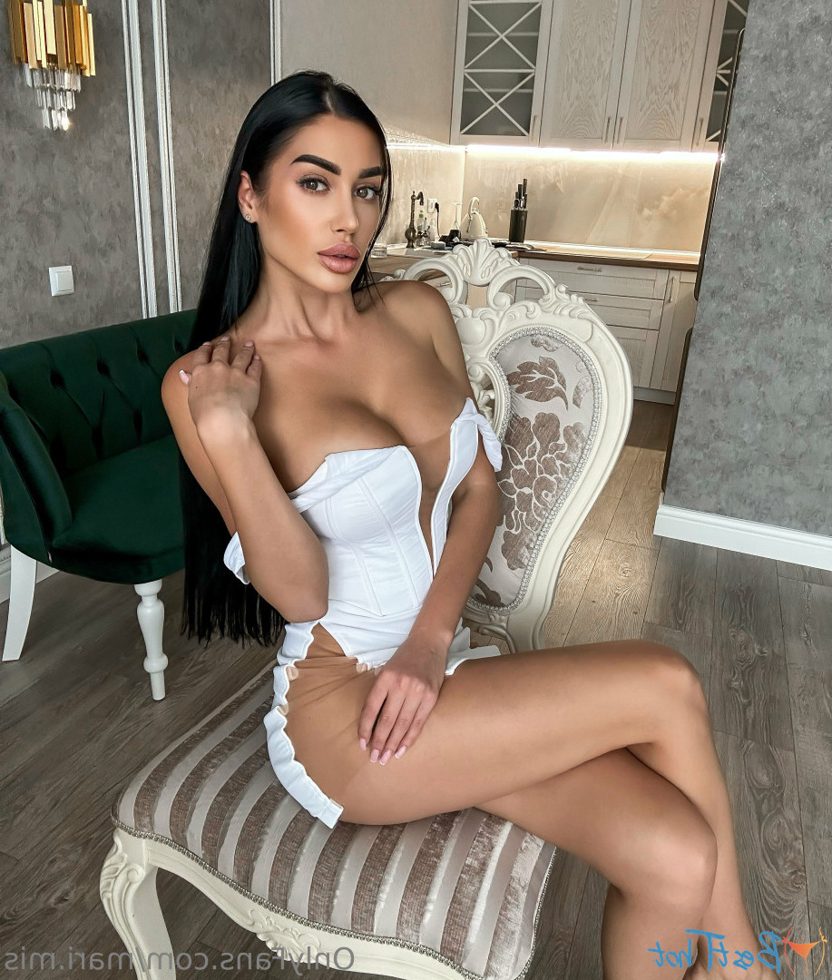mari.mis [ mari-mis ] Onlyfans leaked photo 18440159 on Hotleaks.tv