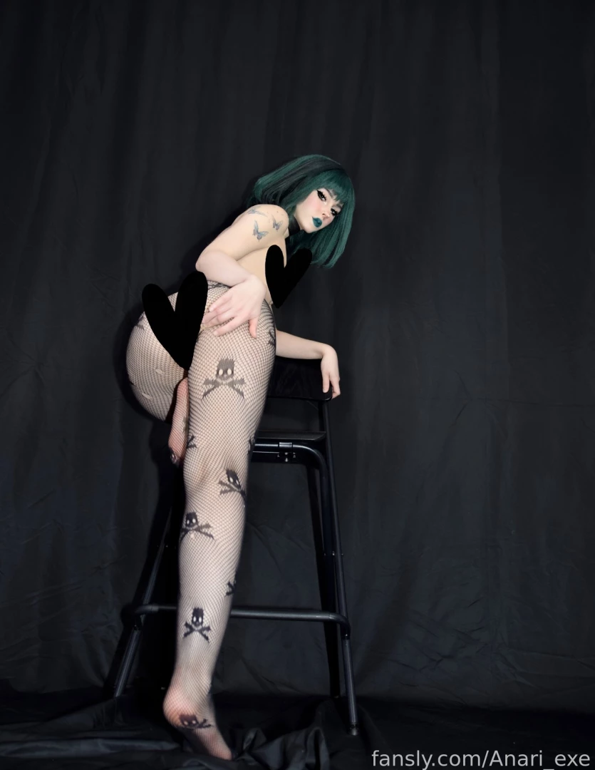 Anari_exe [ anari-exe ] Onlyfans leaked photo 18433020 on Hotleaks.tv