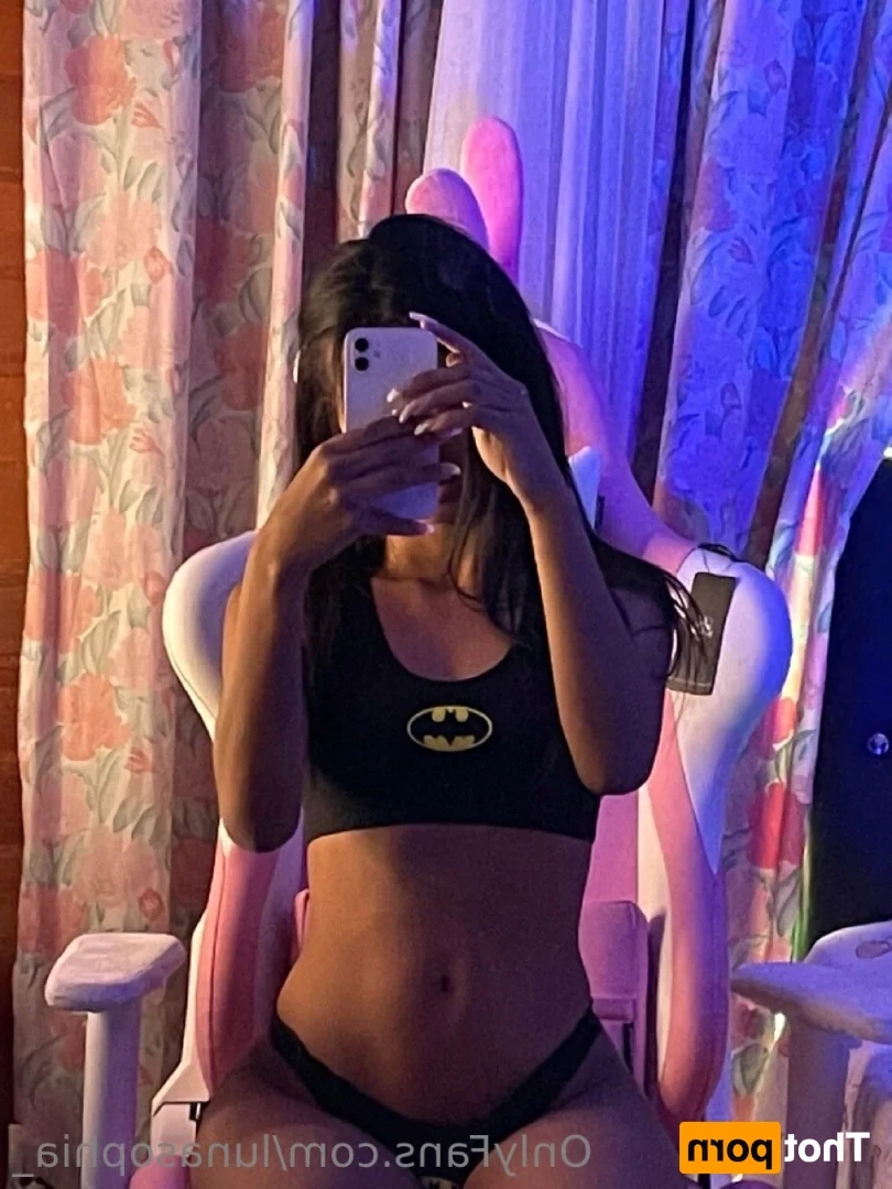 lunasophia_ [ lunasophia ] Onlyfans leaked photo 18632552 on Hotleaks.tv