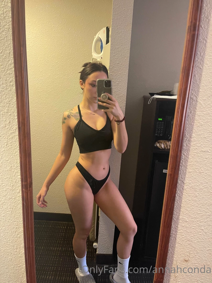 annahconda Onlyfans leaked photo 18439766 on Hotleaks.tv