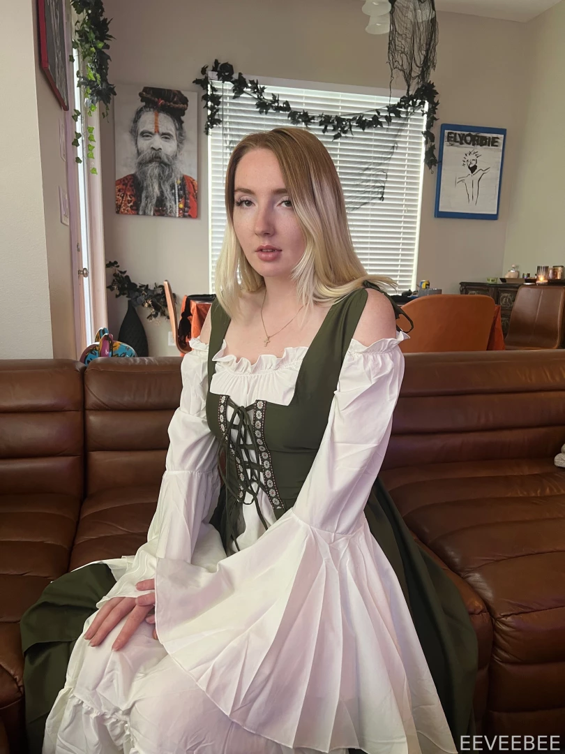 eeveebee Onlyfans leaked photo 18446885 on Hotleaks.tv