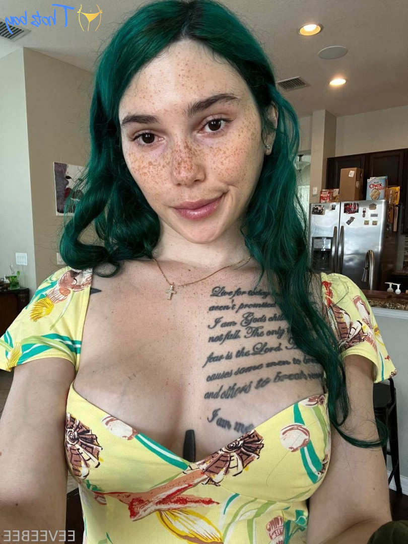eeveebee Onlyfans leaked photo 18447883 on Hotleaks.tv