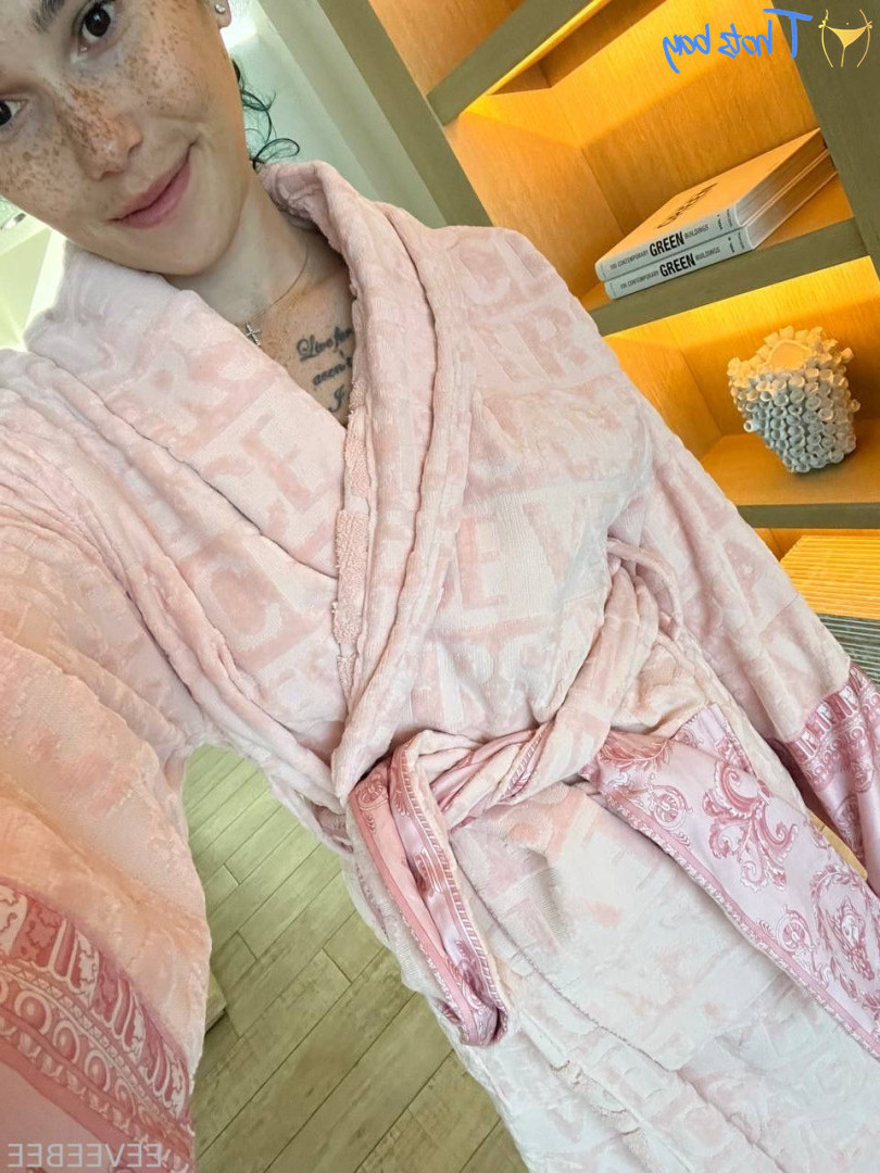 eeveebee Onlyfans leaked photo 18452858 on Hotleaks.tv
