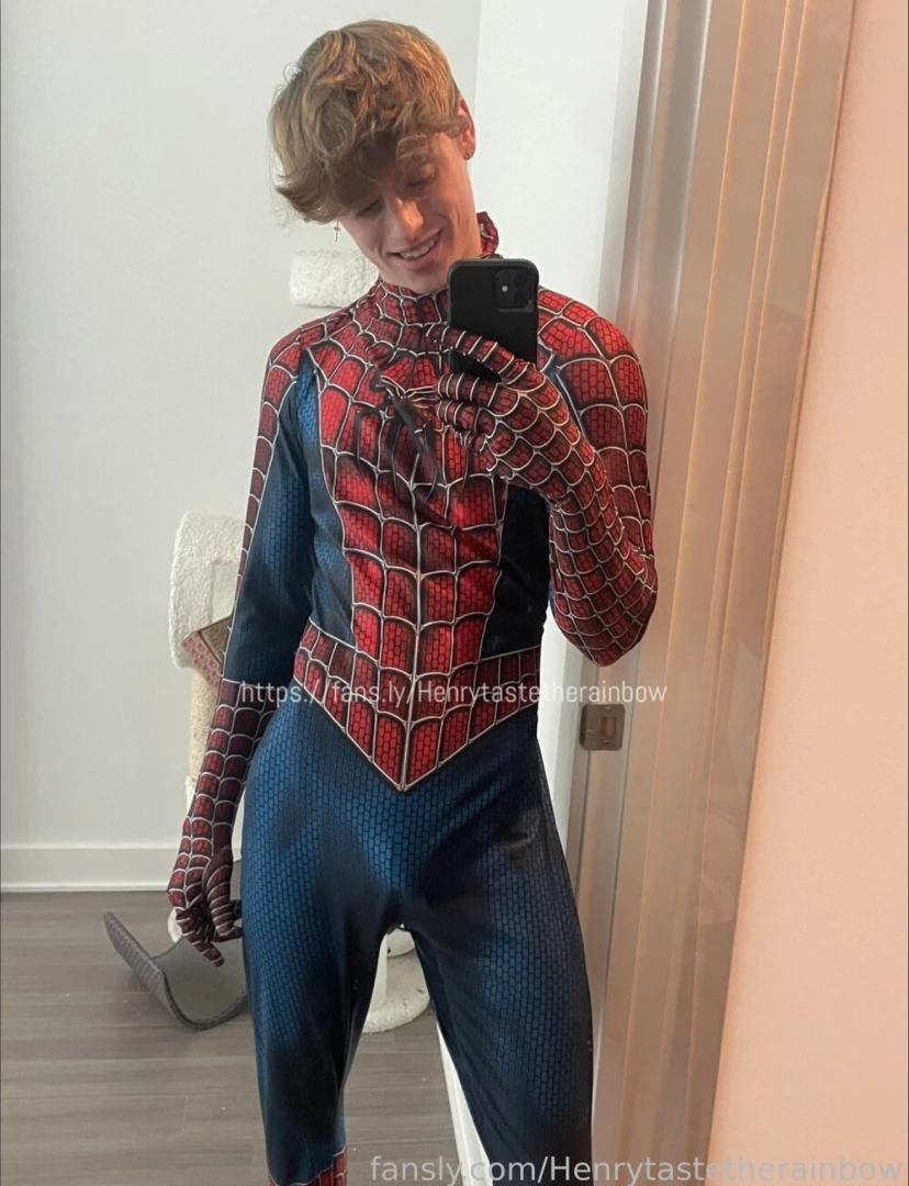 henrytastetherainbow Onlyfans leaked photo 18441957 on Hotleaks.tv