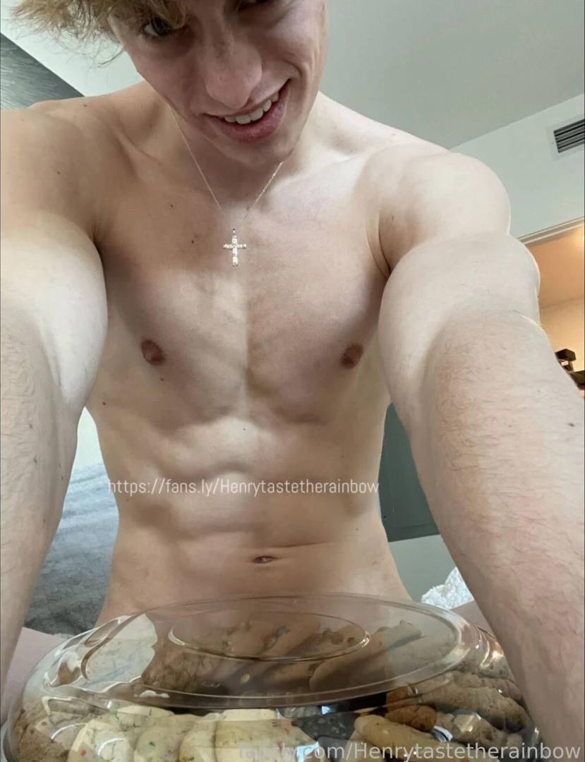 henrytastetherainbow Onlyfans leaked photo 18450852 on Hotleaks.tv