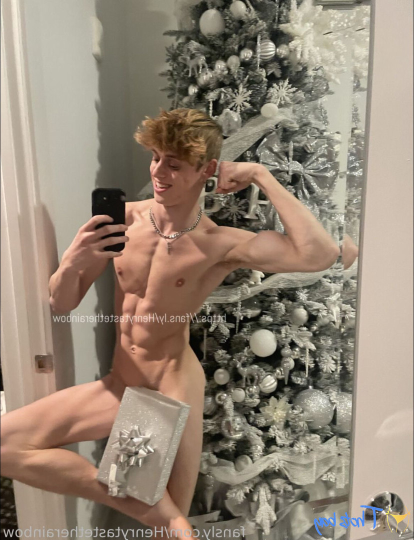 henrytastetherainbow Onlyfans leaked photo 18451198 on Hotleaks.tv