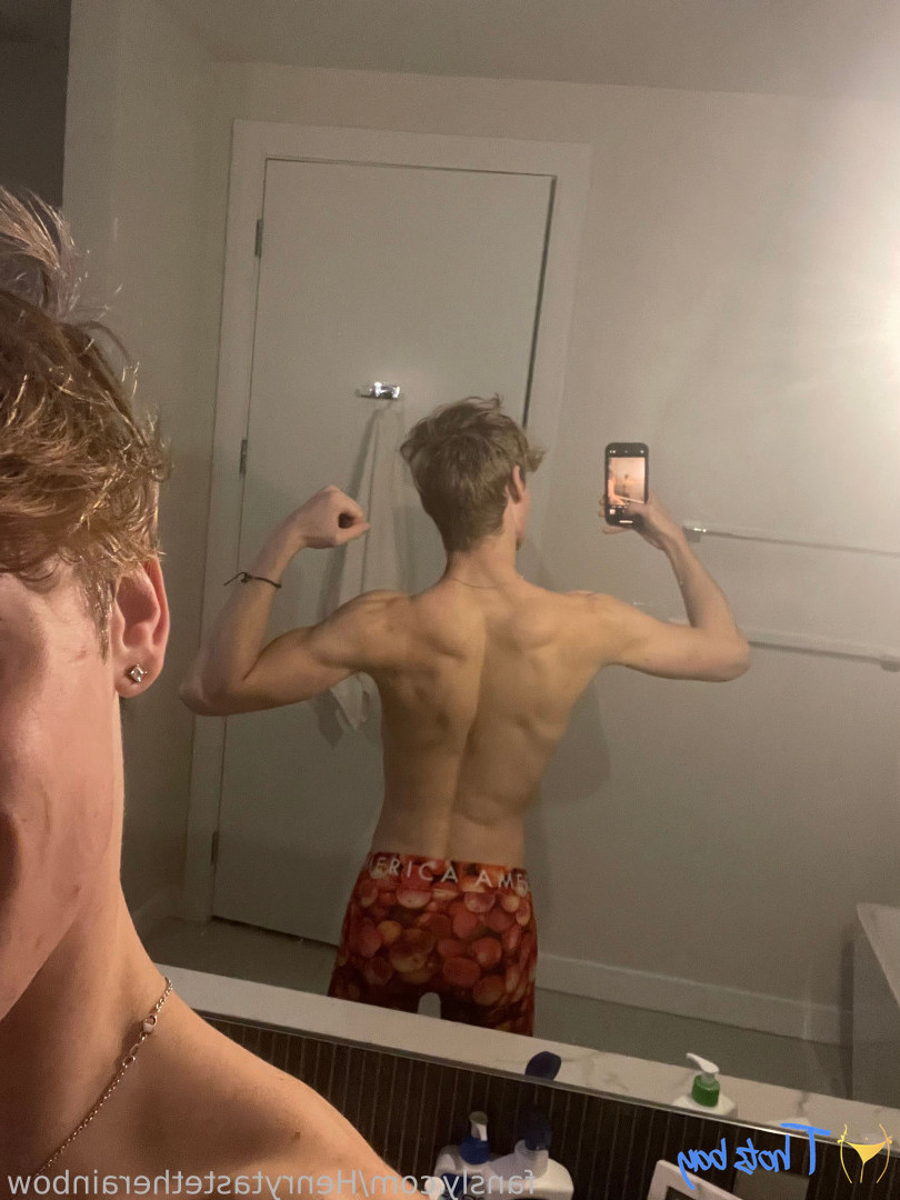 henrytastetherainbow Onlyfans leaked photo 18451523 on Hotleaks.tv