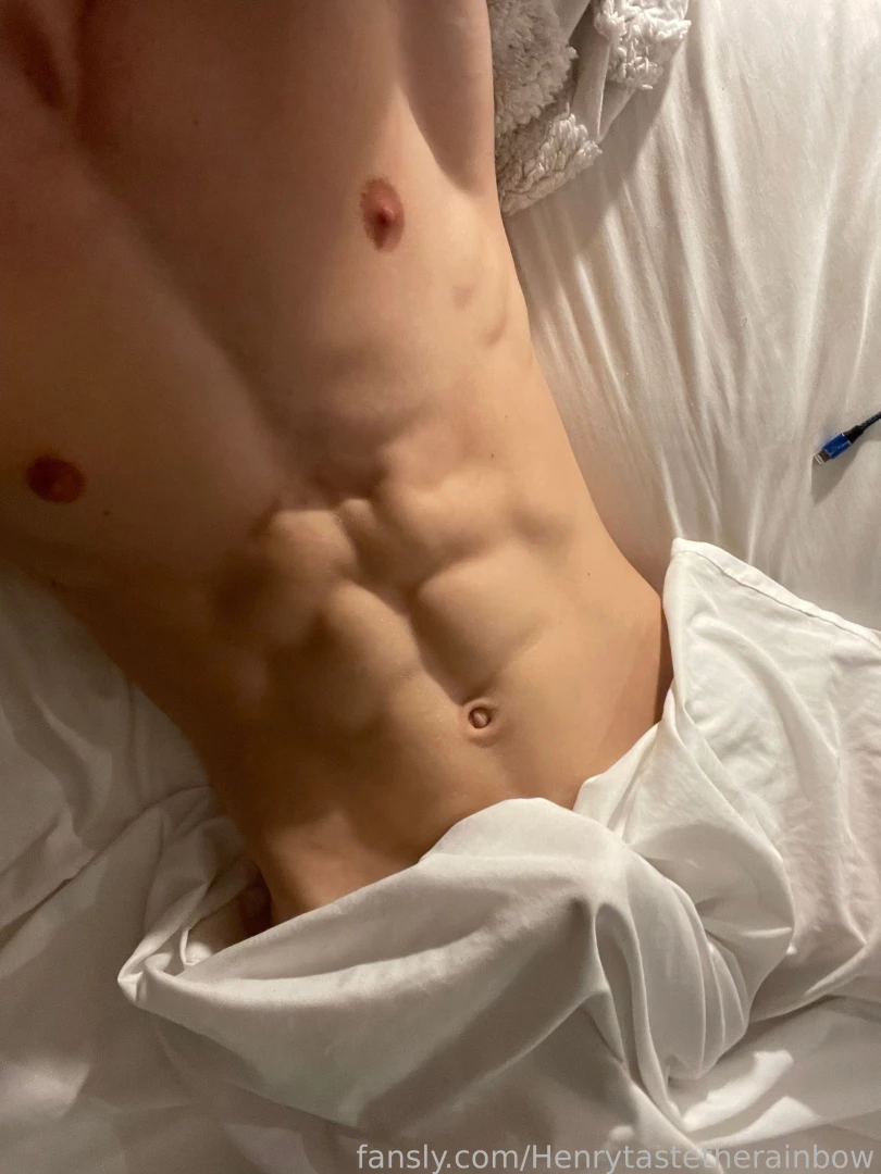 henrytastetherainbow Onlyfans leaked photo 18451892 on Hotleaks.tv