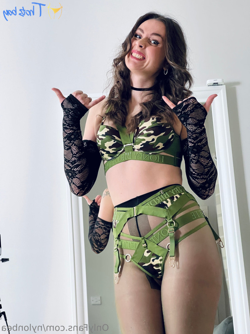 nylonbea Onlyfans leaked photo 18441848 on Hotleaks.tv