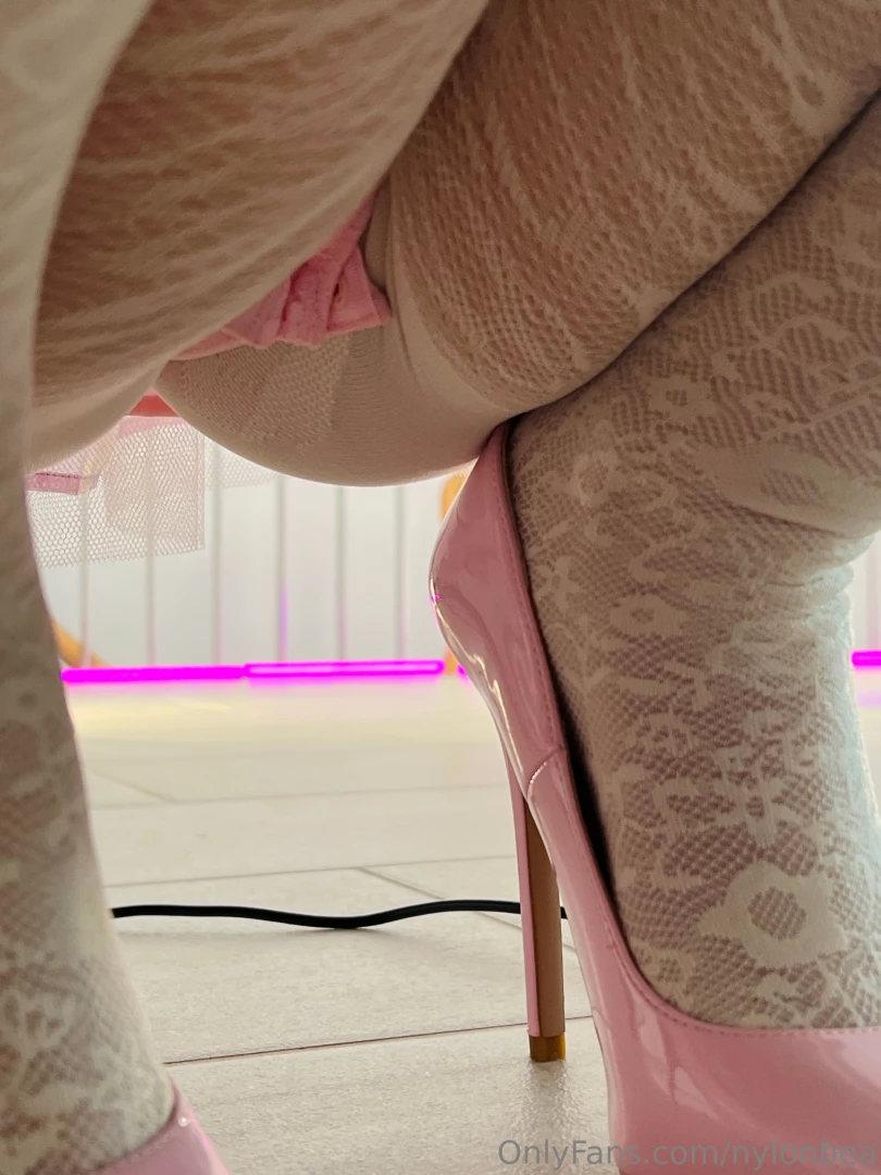 nylonbea Onlyfans leaked photo 18443687 on Hotleaks.tv