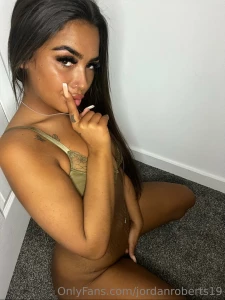 18443541