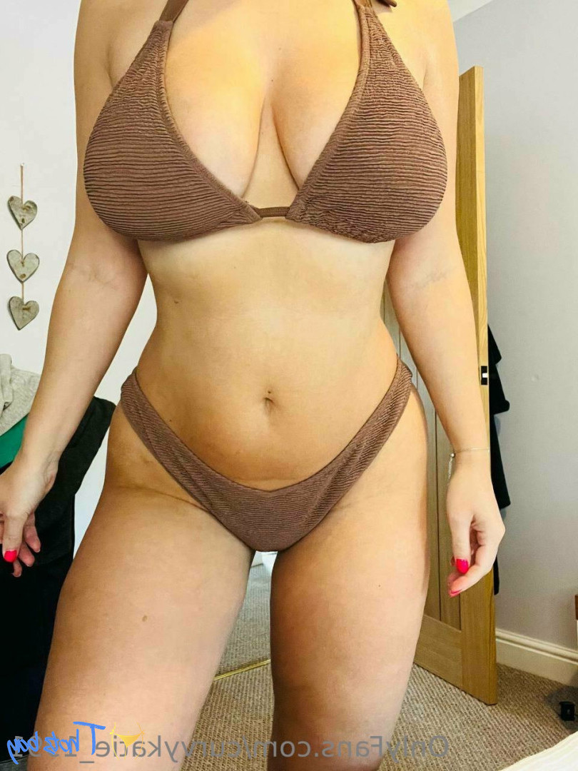 curvykatie_1991 [ curvykatie-1991 ] Onlyfans leaked photo 18445318 on Hotleaks.tv