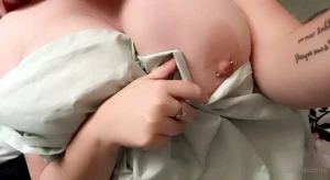 18452298