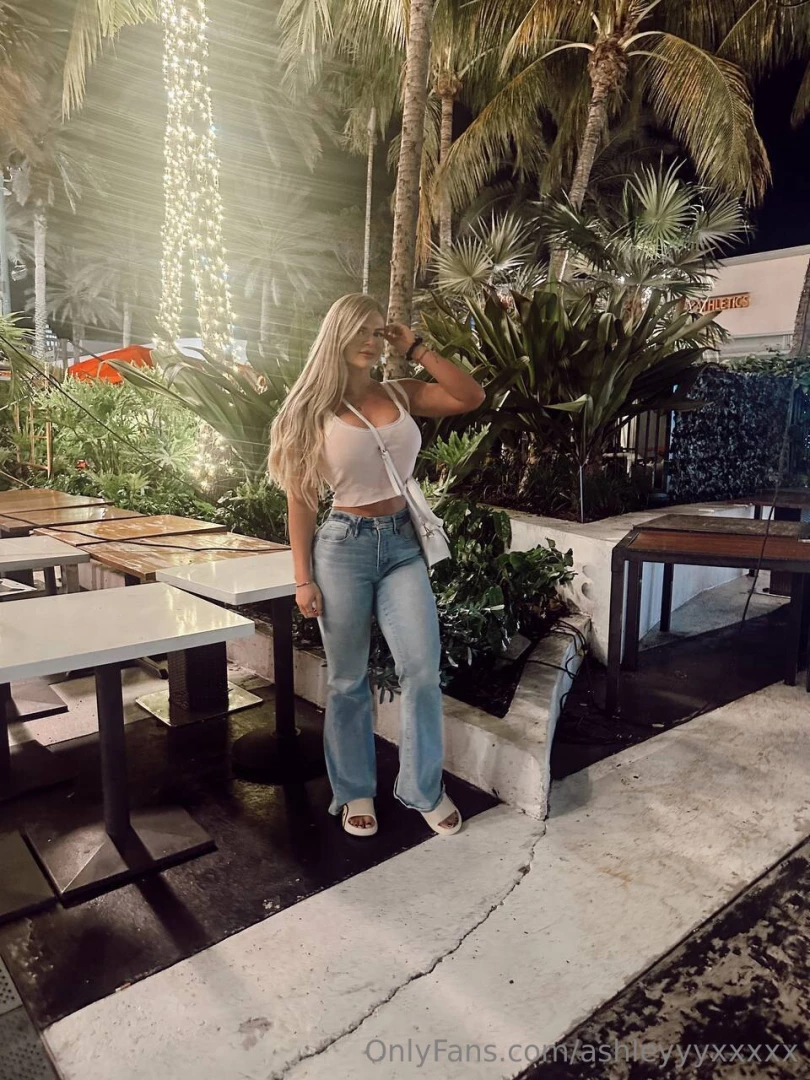 ashleyyyxxxxx Onlyfans leaked photo 18451587 on Hotleaks.tv