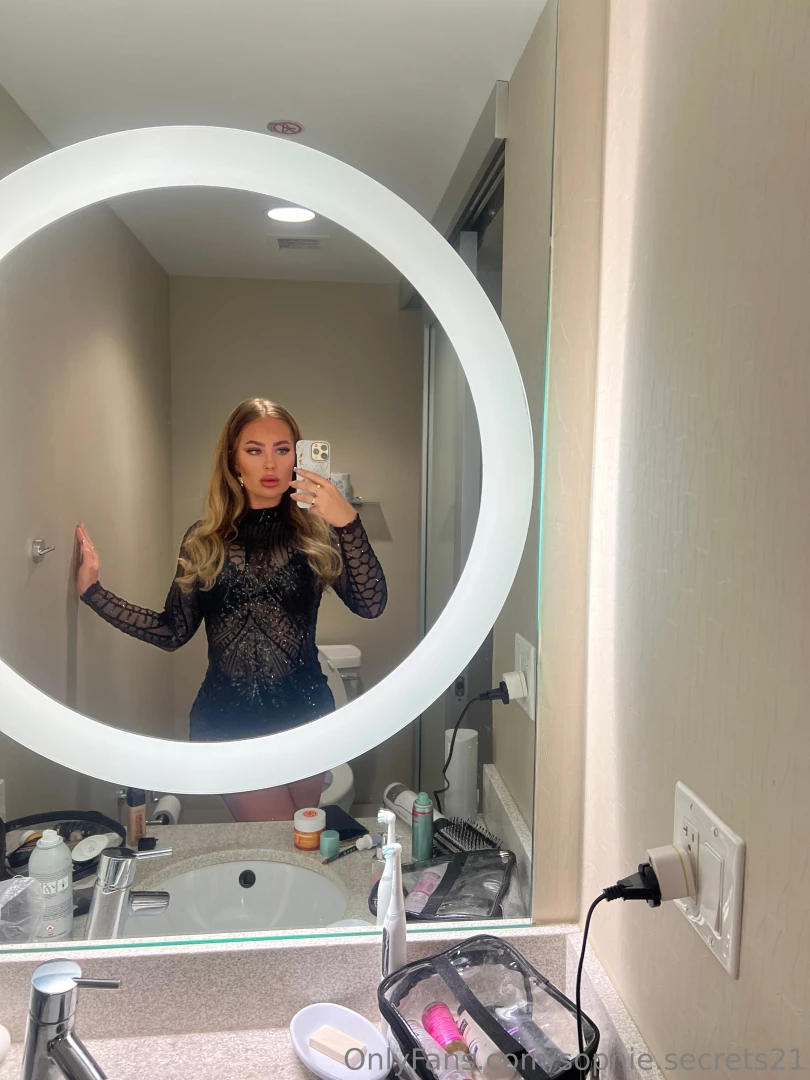 sophie.secrets21 [ sophie-secrets21 ] Onlyfans leaked photo 18448867 on Hotleaks.tv