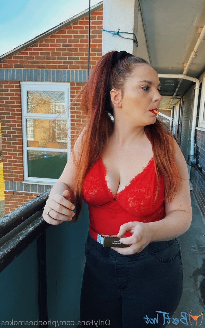 phoebesmokes Onlyfans leaked photo 18456999 on Hotleaks.tv